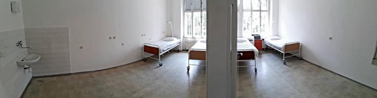브르노 Franz Kafka Spital 호스텔 외부 사진